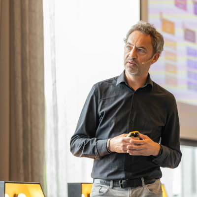 Joris Lindenhovius