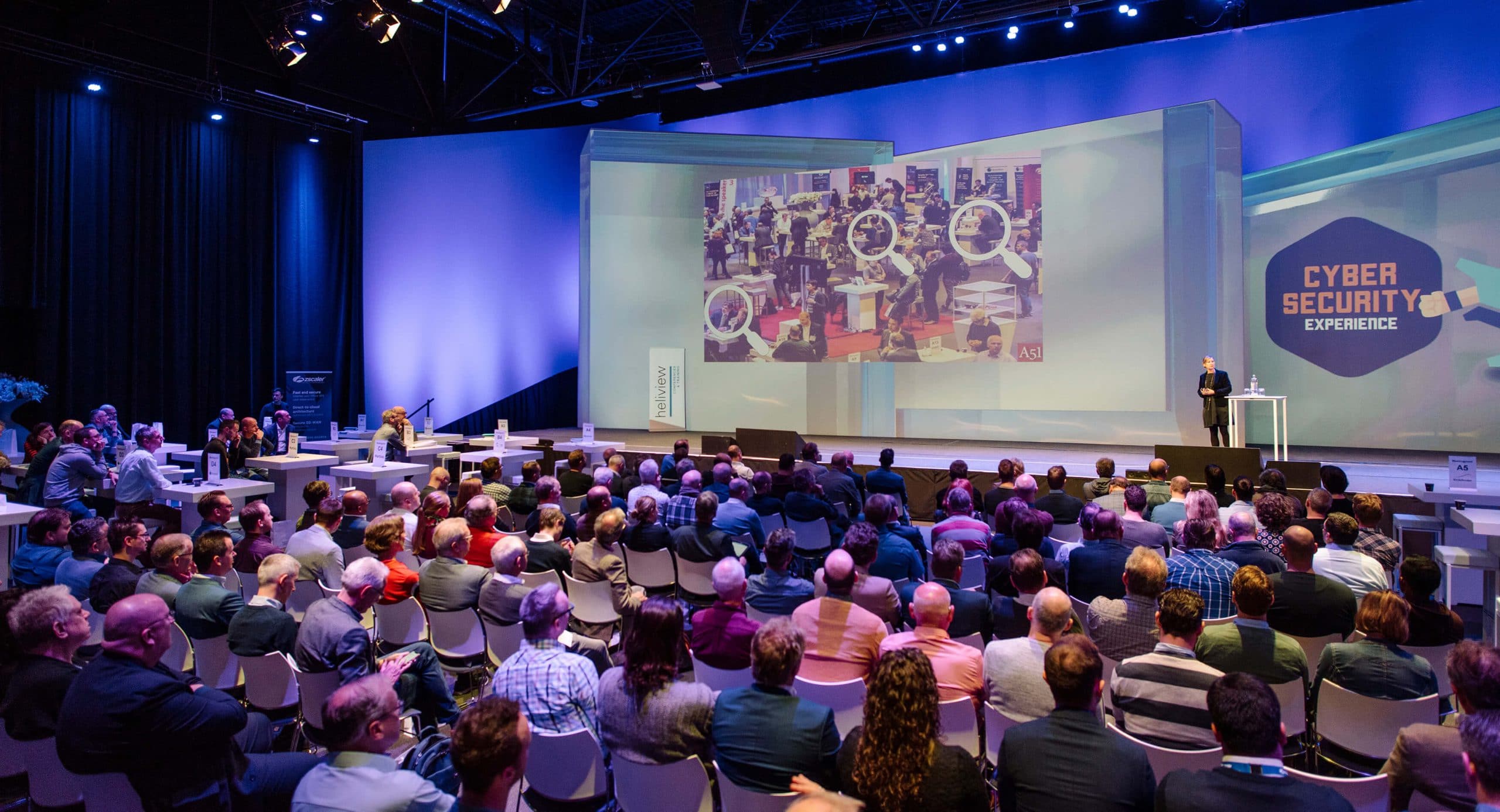 Bezoekers congres
